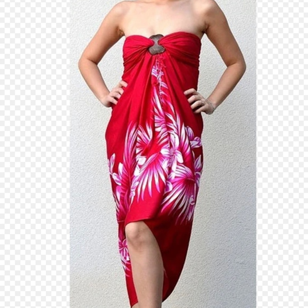 NWT- Favant ‘Plumeria’ Sarong / Pareo / Swim Cover